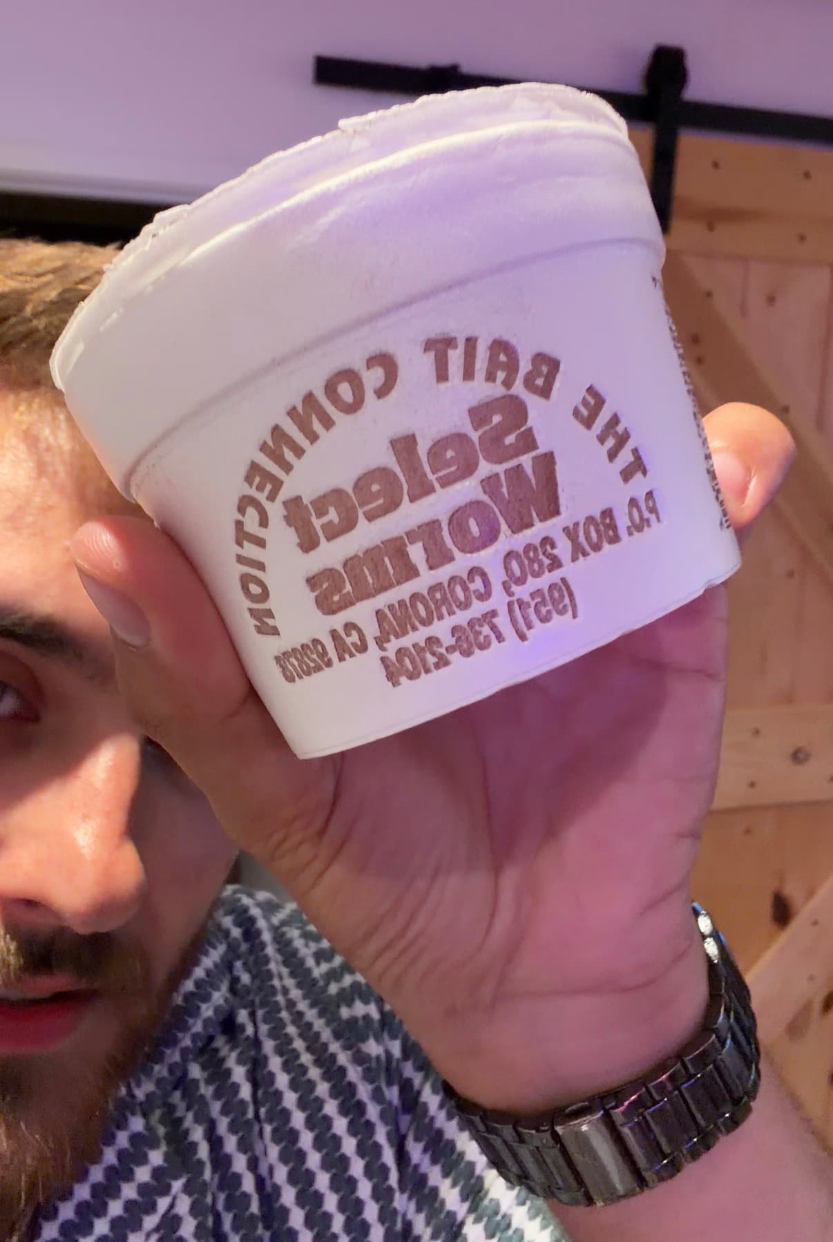 Eat a live worm😱